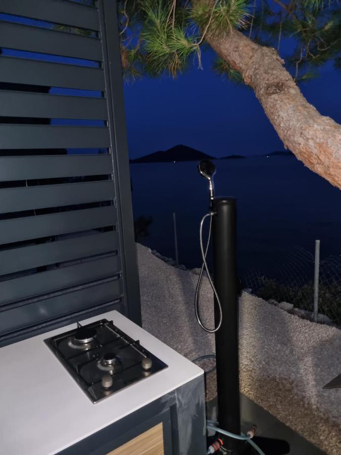 Hipo Camp Mobil Home Arta Pakostane Bagian luar foto