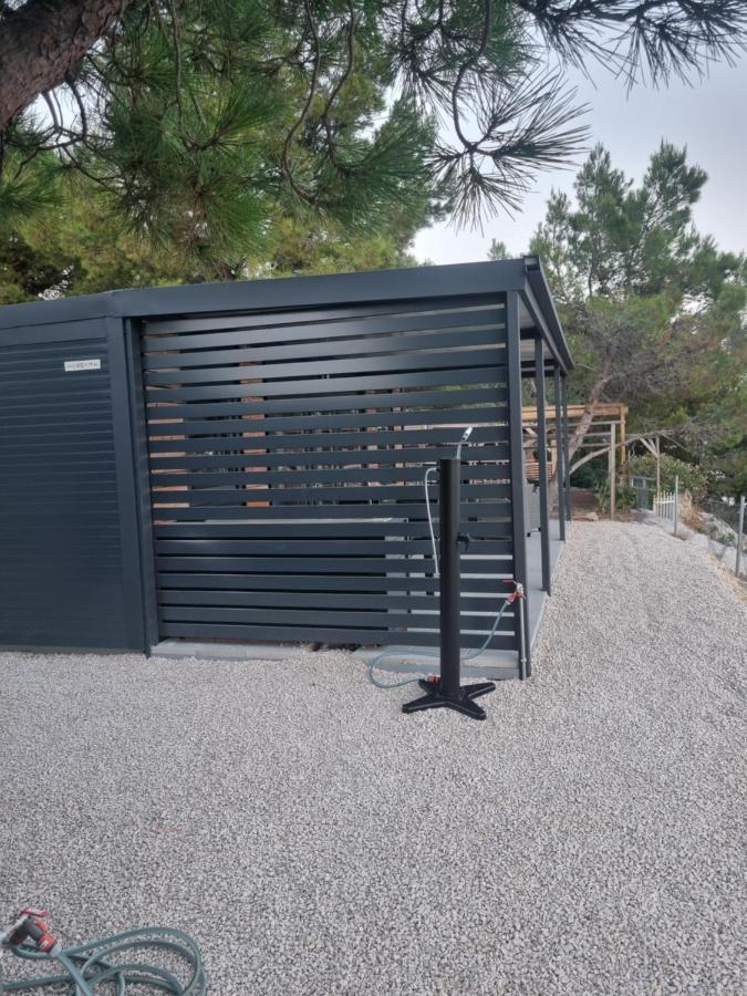Hipo Camp Mobil Home Arta Pakostane Bagian luar foto
